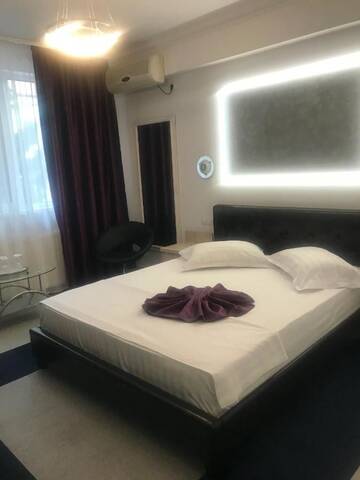 Фото номера Номер с кроватью размера «queen-size» Отель Hotel Bulevard Prestige г. Слатина 5